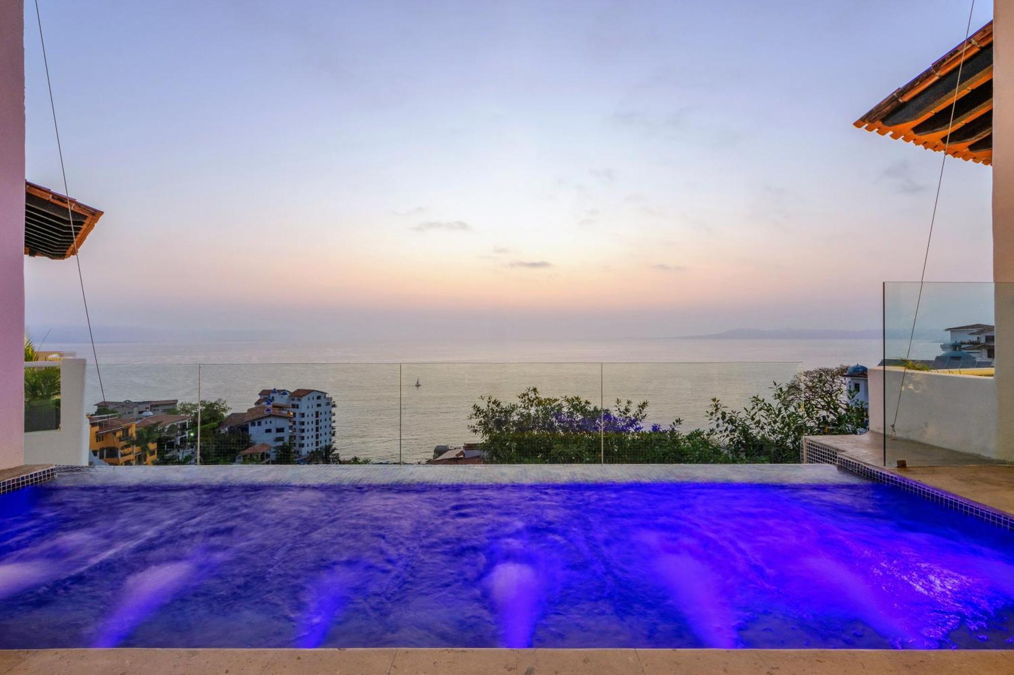 Villa Divina Luxury Boutique - Adults Only Puerto Vallarta Dış mekan fotoğraf